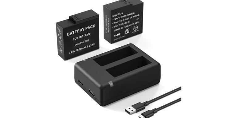 1800mAh Batteries with Dual Charge Hub for Insta 360 Ace Pro