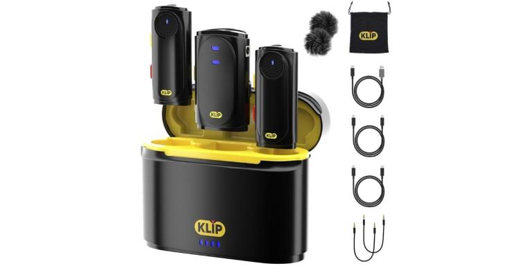 5 in 1 Wireless Lavalier Microphone in Charging Case 5 in 1 Wireless Lavalier Microphone in Charging Case